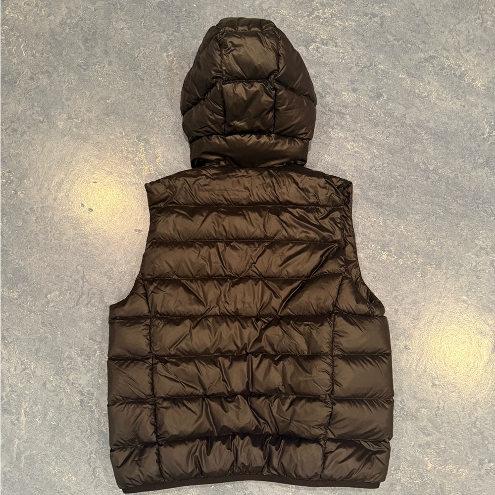 Aritzia the Little Puff Vest Size Xs Black - Picture 3 of 3
